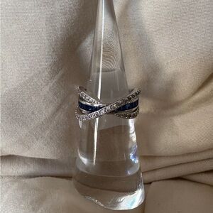 Bomb Party 2024 September Birthday “A Delicate Twist” RBP8132 SZ 5 Rhodium